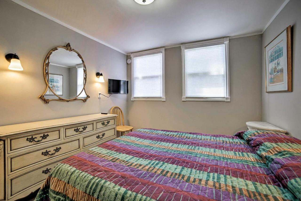 Updated Home On Catalina Island Walk To The Coast Авалон Екстериор снимка